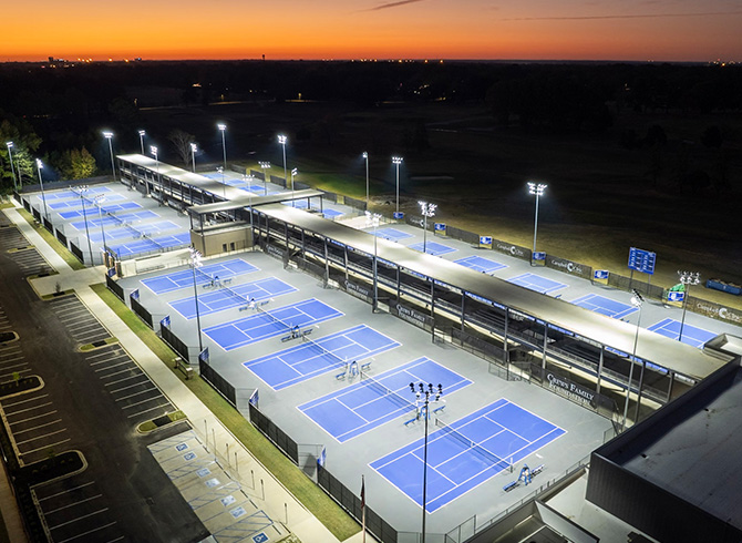 美國(guó)孟菲斯Leftwich網(wǎng)球中心（ Leftwich Tennis Center）